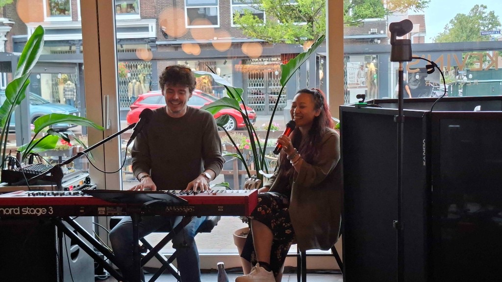 Live optreden tijdens Kevin's Cafe in Kevin's Restobar